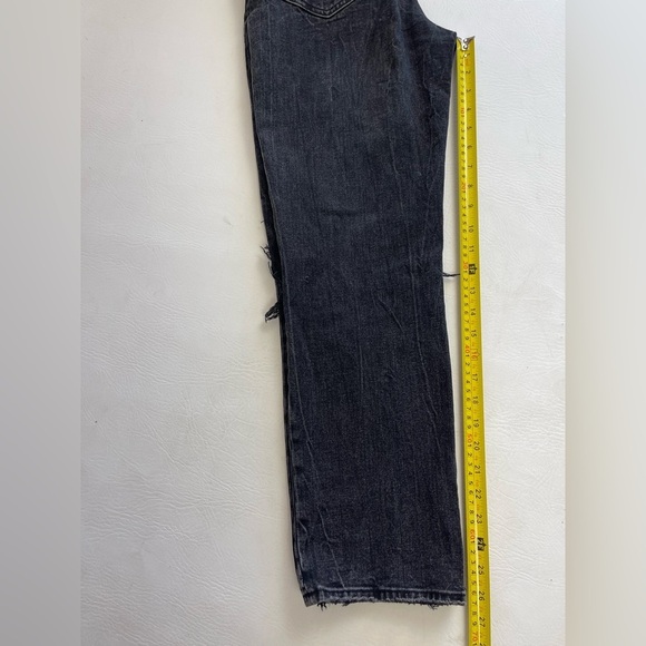 Abercrombie & Fitch Curve Love Ultra High Rise Ankle Straight Jeans - Black. - Picture 11 of 13